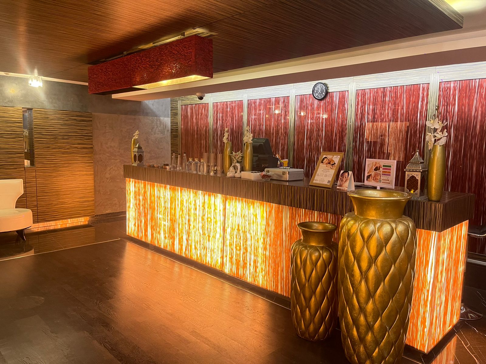 massage-in-businessbay